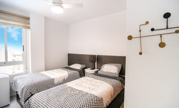 Revente - Appartement - Torrevieja - Punta Prima