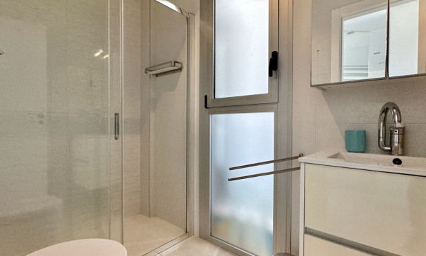 Revente - Villa - Orihuela Costa - Lomas de Cabo Roig