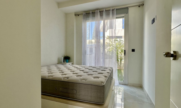 Revente - Villa - Orihuela Costa - Lomas de Cabo Roig