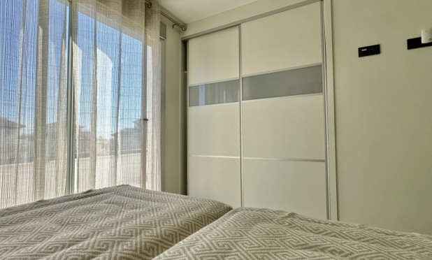 Revente - Villa - Orihuela Costa - Lomas de Cabo Roig