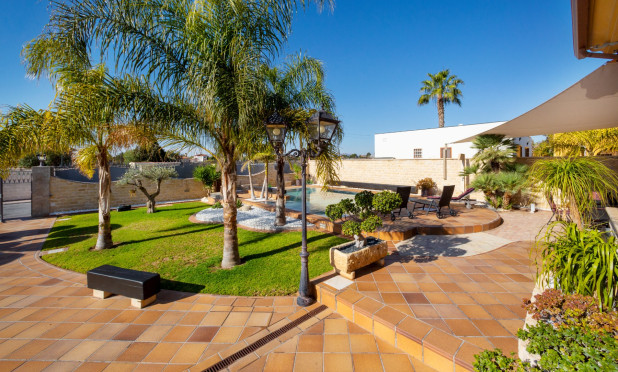 Revente - Villa - San Vicente del Raspeig - Los Girasoles