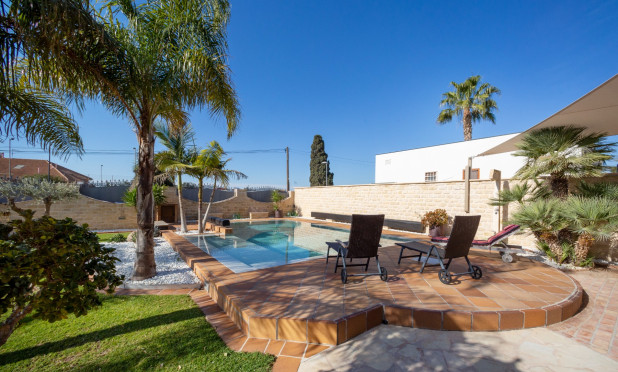 Revente - Villa - San Vicente del Raspeig - Los Girasoles