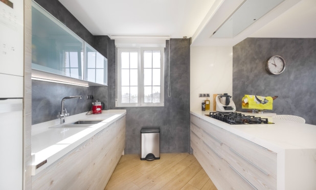 Revente - Villa - San Vicente del Raspeig - Los Girasoles