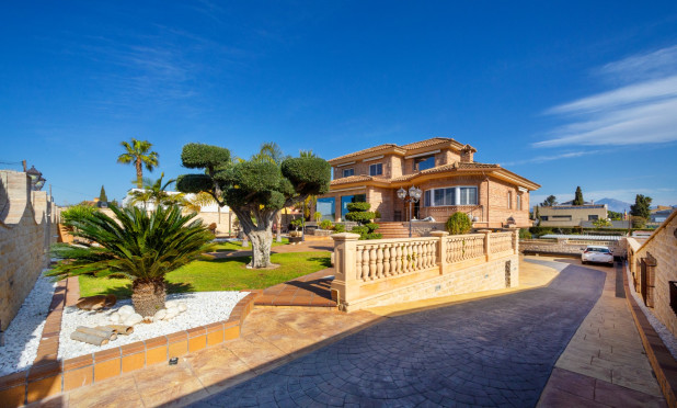 Revente - Villa - San Vicente del Raspeig - Los Girasoles