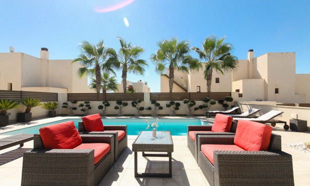 Revente - Villa - Torrevieja - Aguas Nuevas