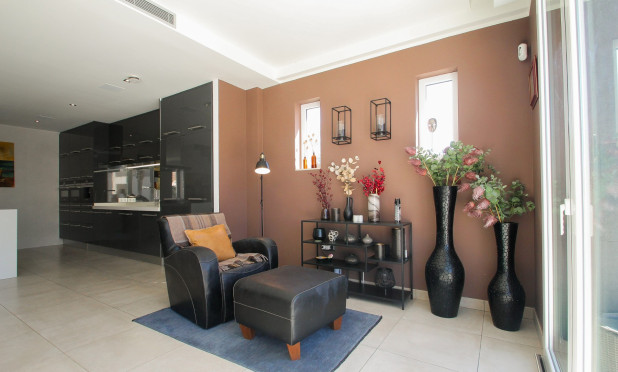 Revente - Villa - Torrevieja - Aguas Nuevas