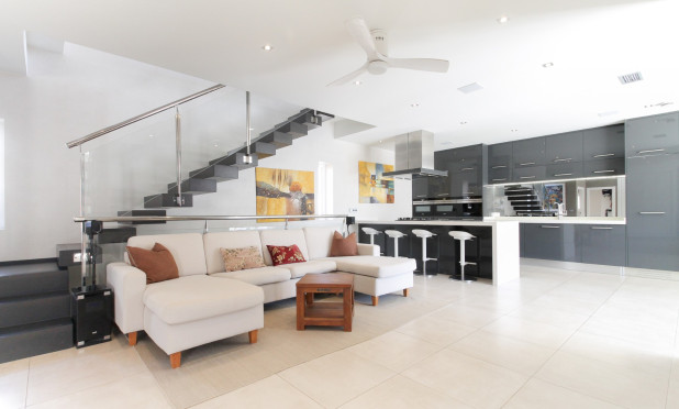 Revente - Villa - Torrevieja - Aguas Nuevas