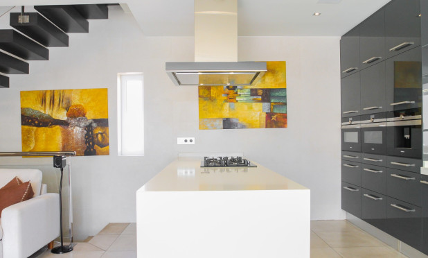 Revente - Villa - Torrevieja - Aguas Nuevas