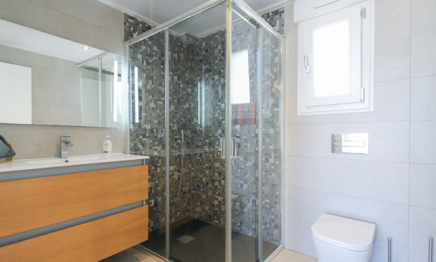 Revente - Villa - Torrevieja - Aguas Nuevas