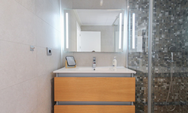 Revente - Villa - Torrevieja - Aguas Nuevas