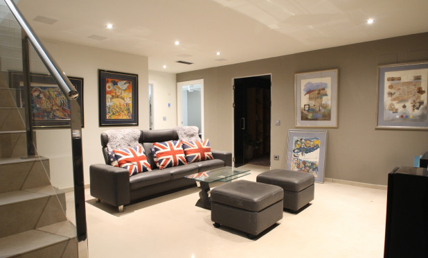 Revente - Villa - Torrevieja - Aguas Nuevas