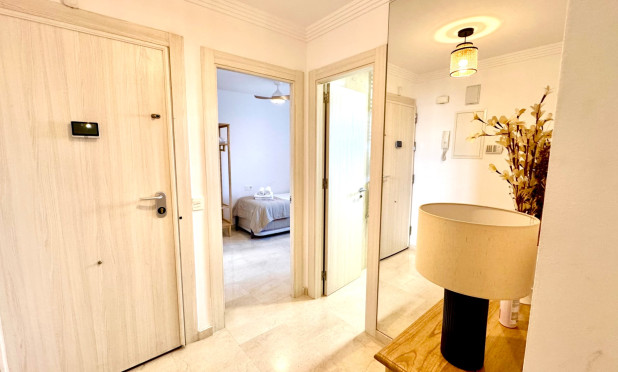 Resale - Apartment / flat - Fuengirola