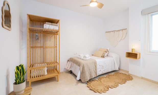 Resale - Apartment / flat - Fuengirola