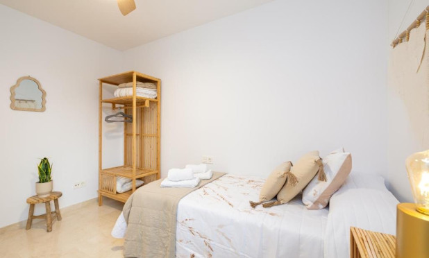 Resale - Apartment / flat - Fuengirola