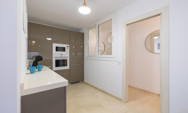 Resale - Apartment / flat - Fuengirola