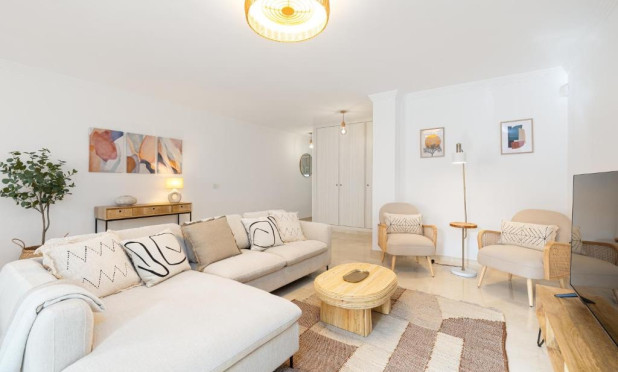 Resale - Apartment / flat - Fuengirola