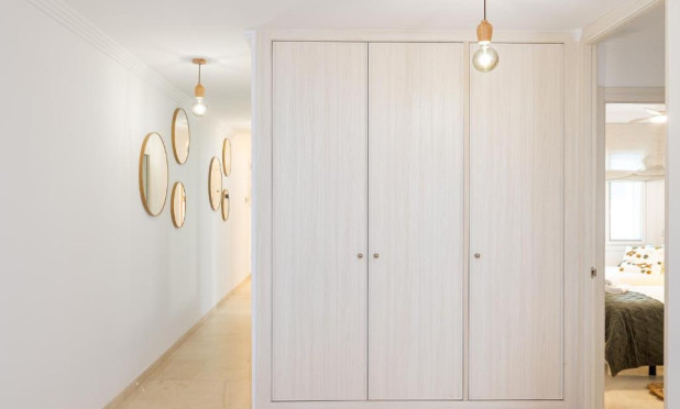 Resale - Apartment / flat - Fuengirola