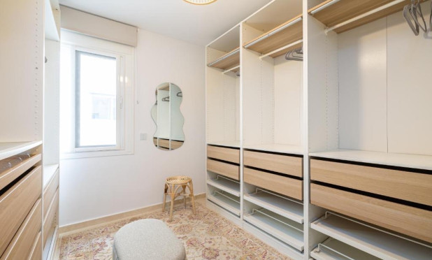 Resale - Apartment / flat - Fuengirola