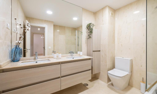 Resale - Apartment / flat - Fuengirola