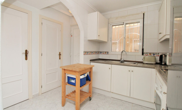 Odsprzedaż - Kamienica - Playa Flamenca