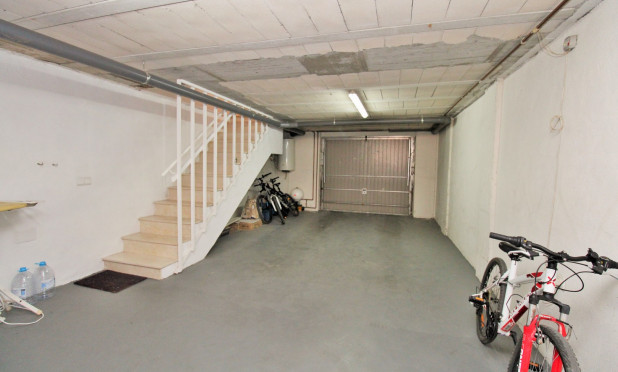 Odsprzedaż - Kamienica - Playa Flamenca