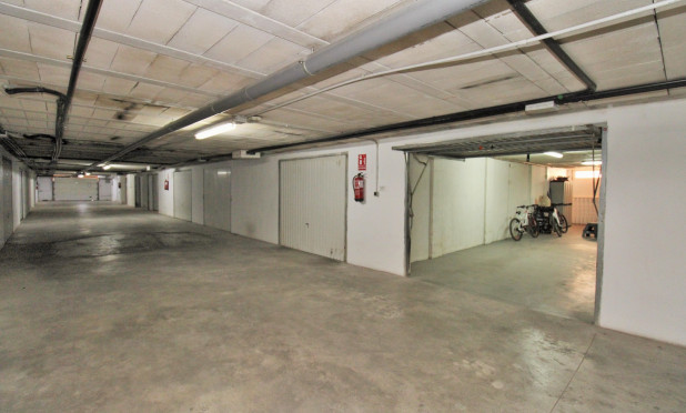 Odsprzedaż - Kamienica - Playa Flamenca