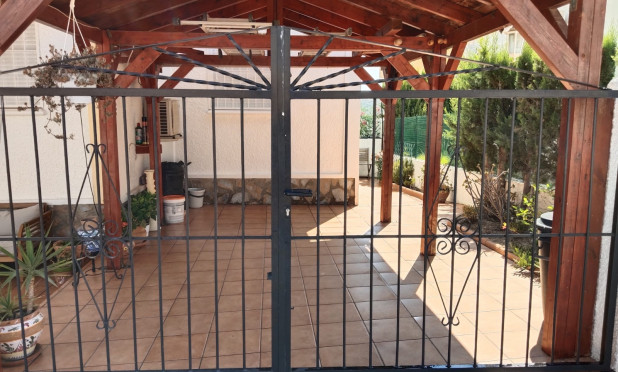 Odsprzedaż - Villa - Ciudad Quesada