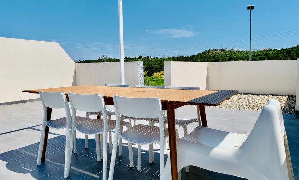 Resale - Apartment / flat - San Miguel de Salinas