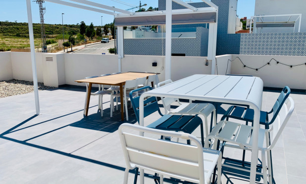 Resale - Apartment / flat - San Miguel de Salinas