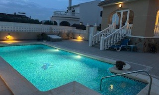 Reventa - Villa - Benijofar - Monte Azul