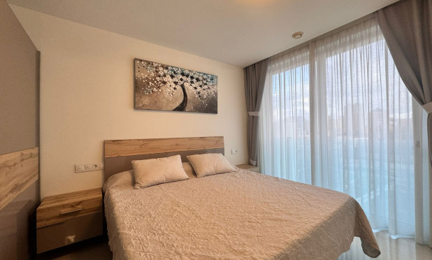 Resale - Apartment / flat - Finestrat - Cala de Finestrat