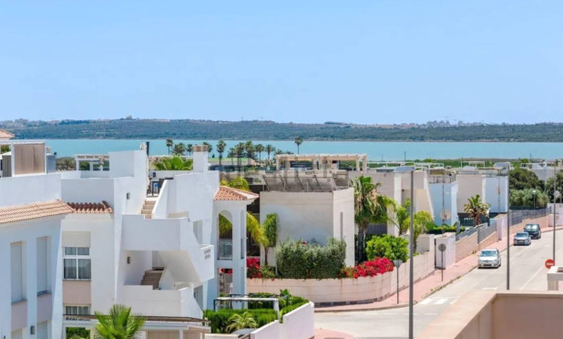 Resale - Villa - Ciudad Quesada - Pueblo Bravo