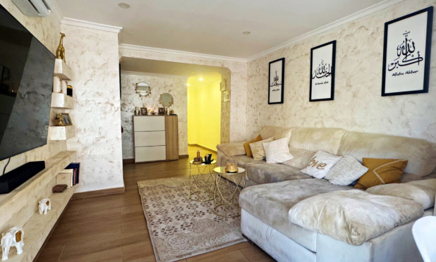 Odsprzedaż - Mieszkanie w bloku - Denia - Dénia