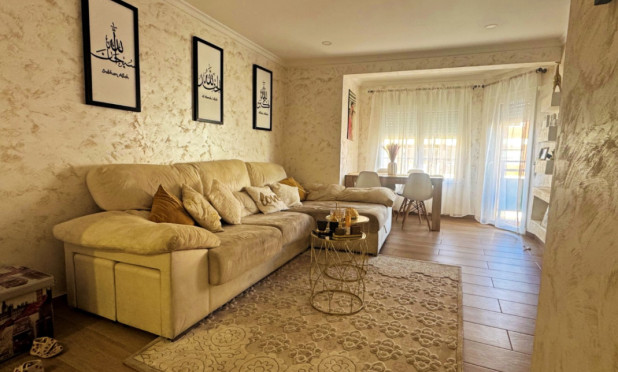 Odsprzedaż - Mieszkanie w bloku - Denia - Dénia