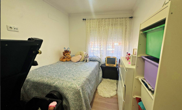 Odsprzedaż - Mieszkanie w bloku - Denia - Dénia