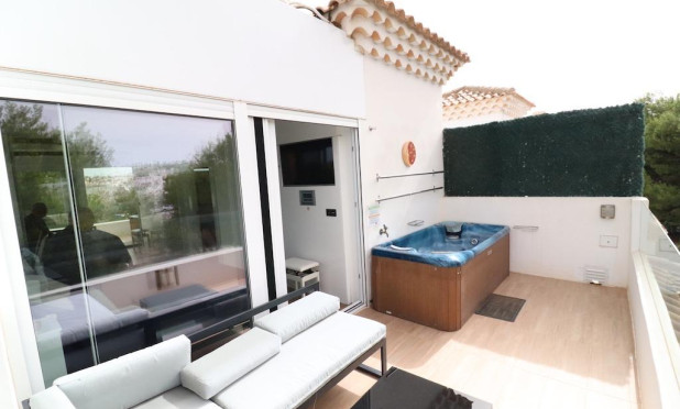 Reventa - Villa - Orihuela Costa - Montezenia