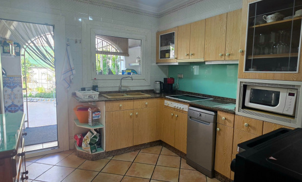 Resale - Townhouse - L'alfas Del Pi - Alfas del Pí