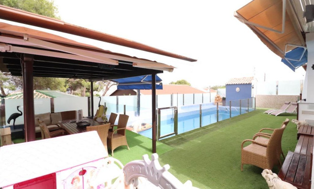 Reventa - Villa - Orihuela Costa - Montezenia