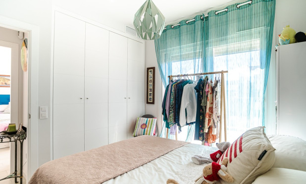 Herverkoop - Villa - Pilar de la Horadada