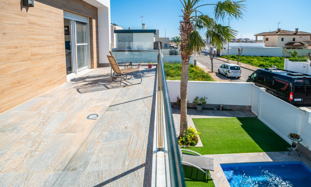 Herverkoop - Villa - Pilar de la Horadada