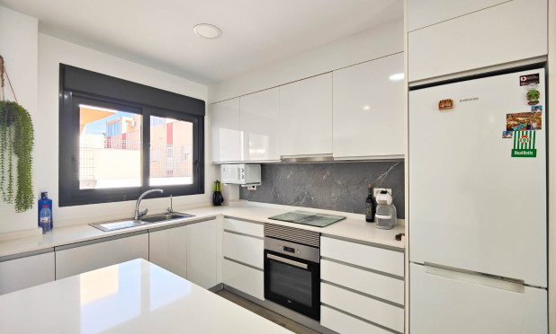 Reventa - Apartamento / piso - Guardamar del Segura - Guardamar Del Segura