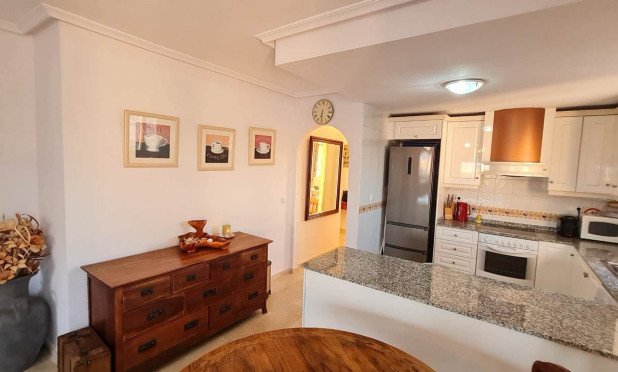 Resale - Apartment / flat - Villamartín - PAU 8