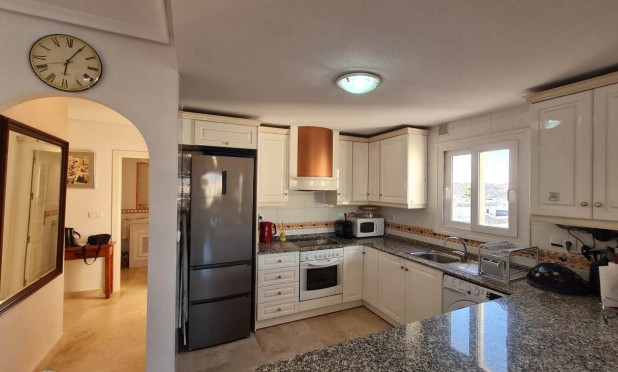 Resale - Apartment / flat - Villamartín - PAU 8