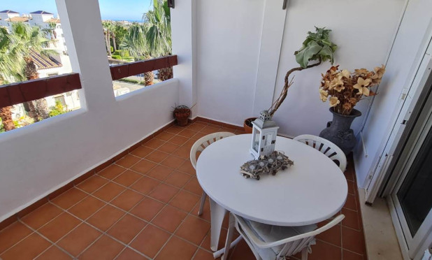 Resale - Apartment / flat - Villamartín - PAU 8