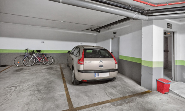 Resale - Apartment / flat - Orihuela Costa - Playa Flamenca