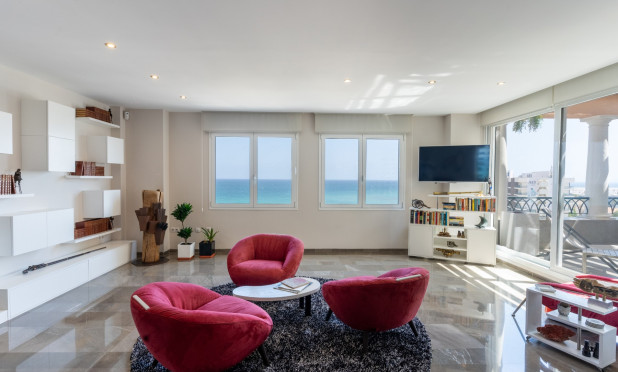 Resale - Apartment / flat - Alicante - Center