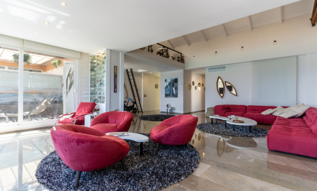 Resale - Apartment / flat - Alicante - Center