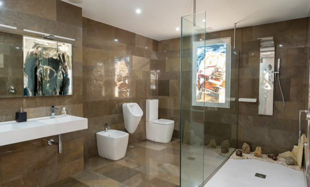 Resale - Apartment / flat - Alicante - Center