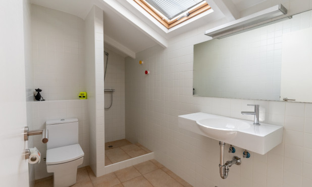 Resale - Apartment / flat - Alicante - Center