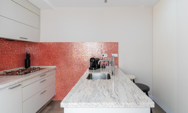 Resale - Apartment / flat - Alicante - Center